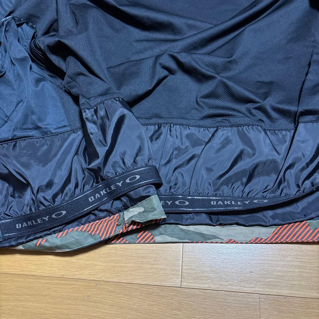 OAKLEY スノーボード用ジャケット ブラック/迷彩