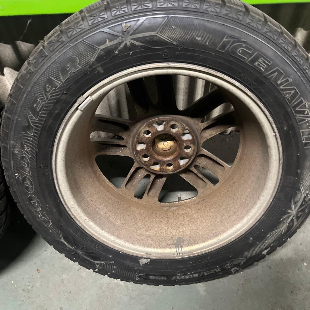 デリカd5 スタッドレスタイヤ　グッドイヤー　225/60R17