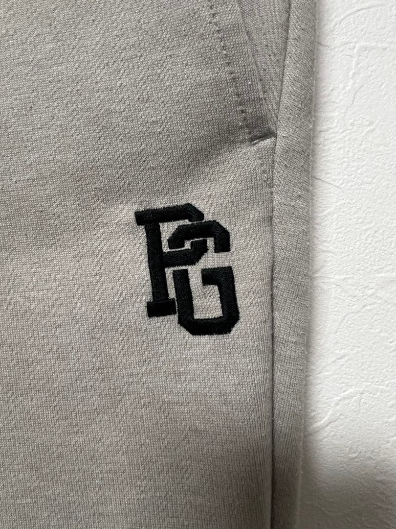 PEARLY GATES パーリーゲイツ　グレー パンツ　サイズ4