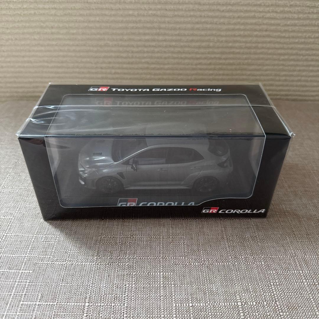 2025年モデル GRカローラ　カラーサンプルミニカー　1/30