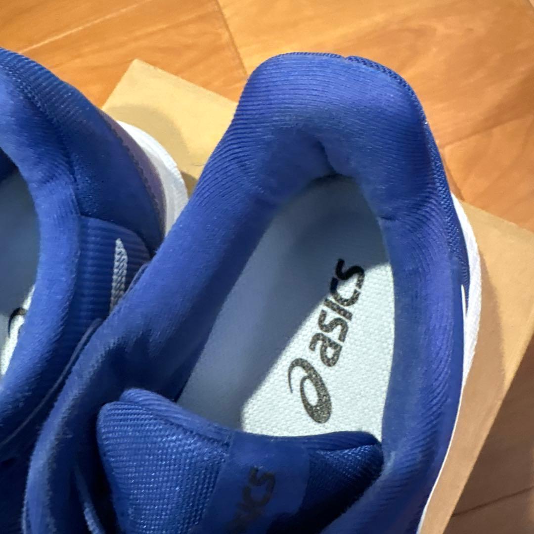 中古美品asics テニスシューズ 青