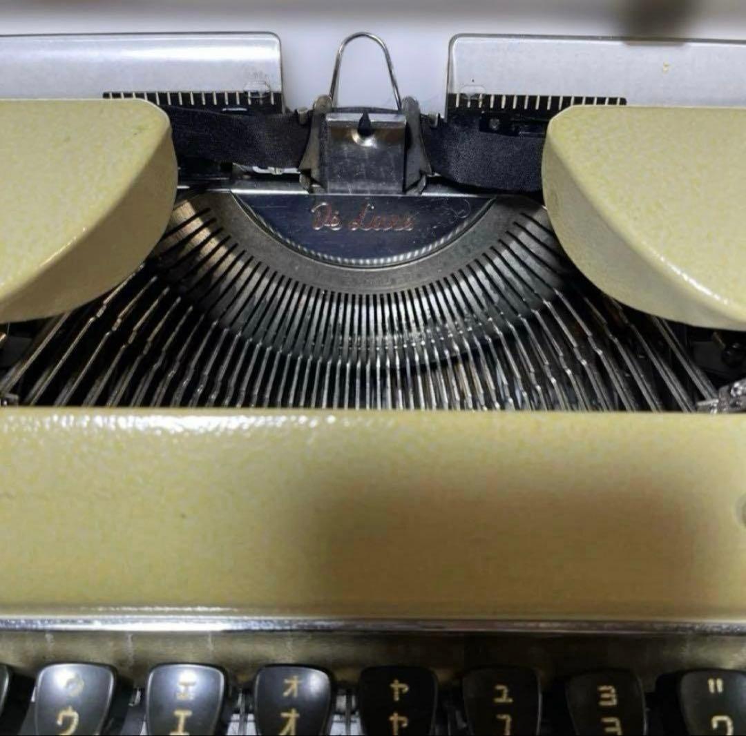 Olympia オリンピア　タイプライター　手動タイプライター　アンティーク
