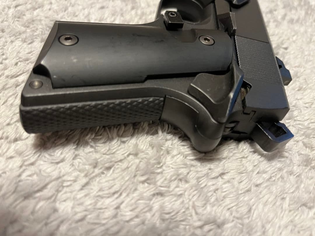 AM.45 ガスガン ブラック マガジン3本付き ガンゲイルオンライン 箱無し