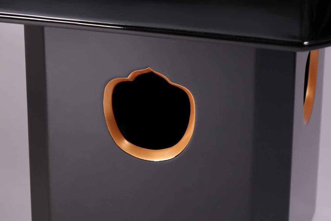 漆芸 輪島塗 久保田春光堂 三方台・瓶子一対 三宝 木製 仏具【MA497】