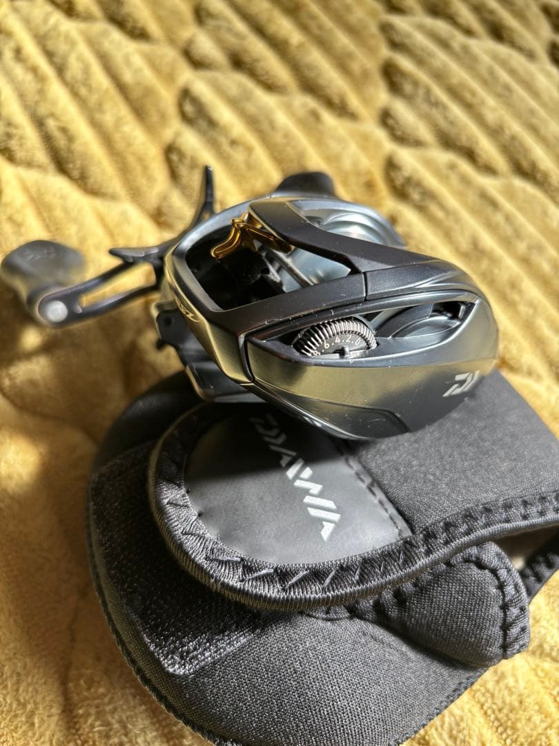 ダイワ　スティーズTW 7.1 右　依頼者価格