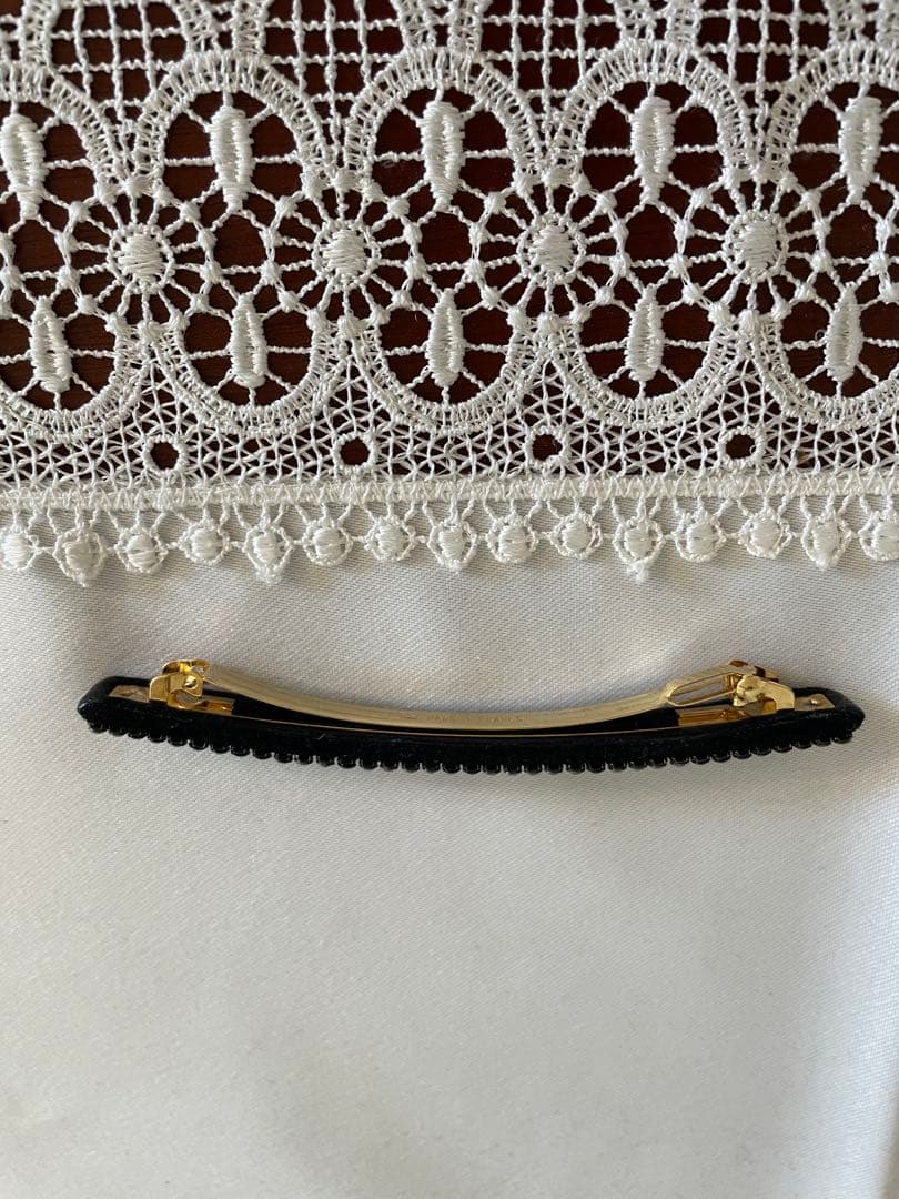 アッカ　バレッタ　美品