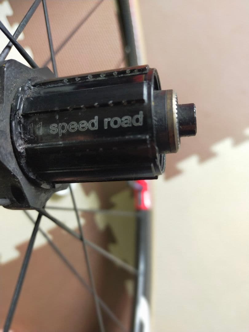 ファストフォワード FFWD F4R カーボンホイールセット タイヤ２本付