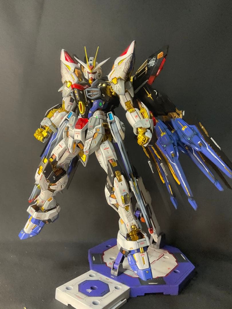 mgex ストライクフリーダム　全塗装　完成品