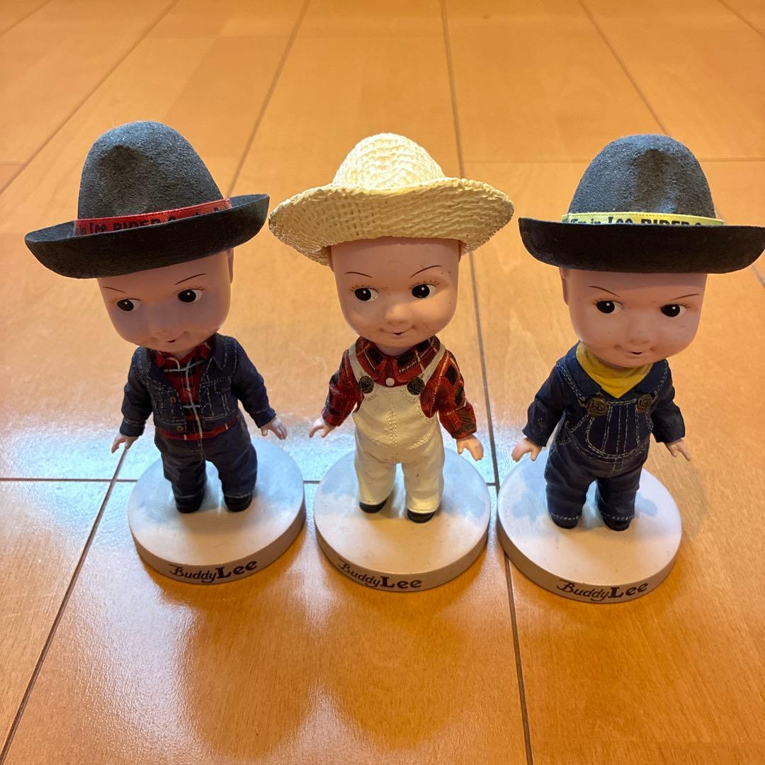 バディーリー　フィギュア