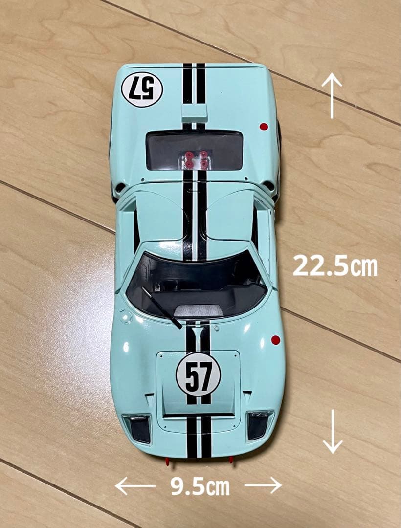 フォードGT40 1／18 京商　1967 #57
