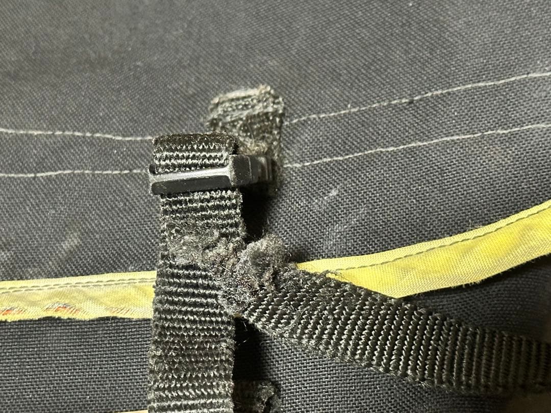 Zo bags ② 90s vintage Zo Messenger Bag