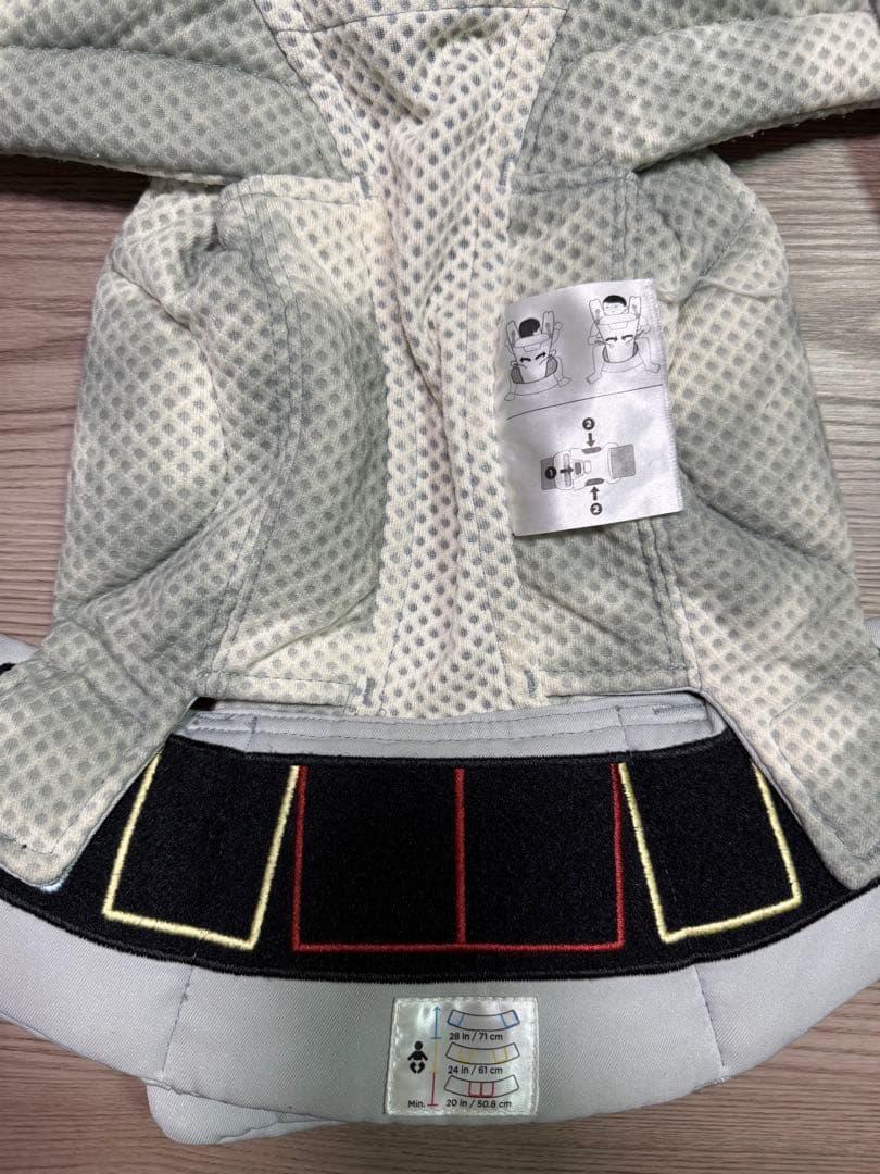 ドウエルゴベビー 抱っこひも　オムニブリーズ OMNI ポーチ付 日本限定