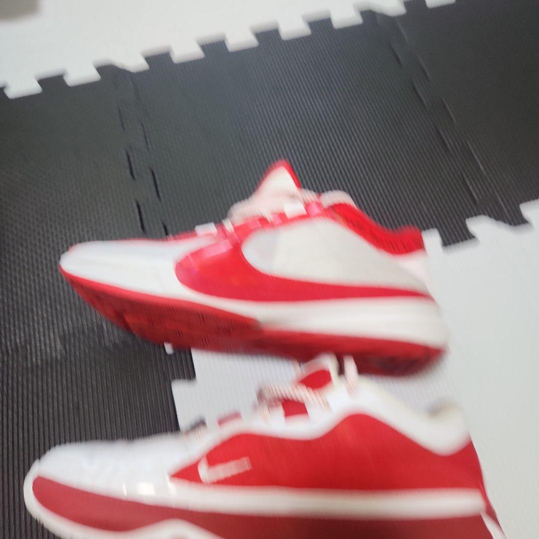 ズームフリーク5 カイリーフライトラップ2 ヤニスイモータリティ3 ３足セット