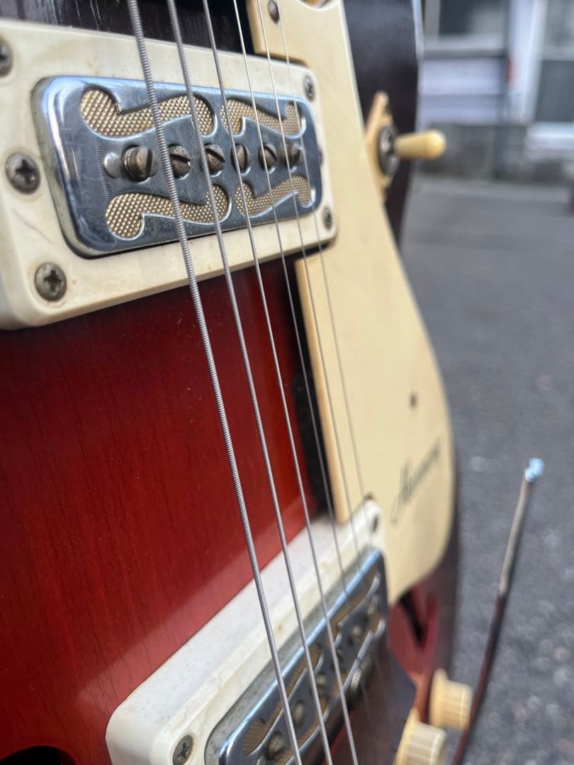 ギター Harmony H-54 Rocket