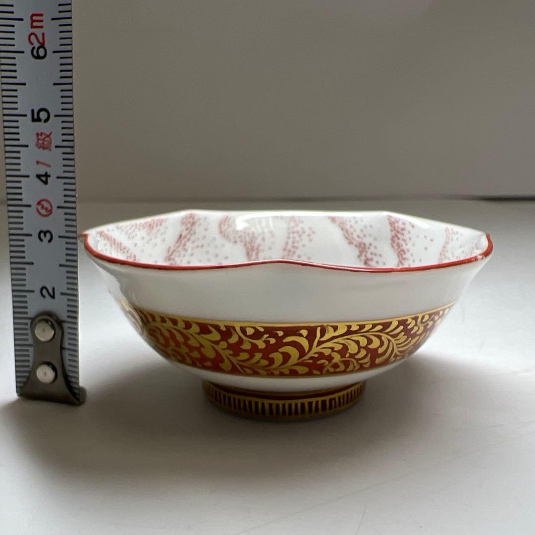 高明作（名工）九谷焼　金魚図盃　木箱付　幅約7㎝　東Y8-0204☆2F