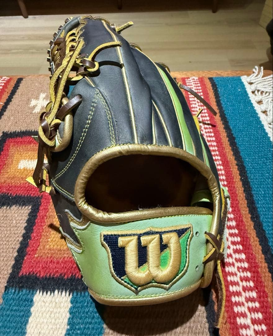 ウィルソン　軟式グローブ　左投げ　外野手用