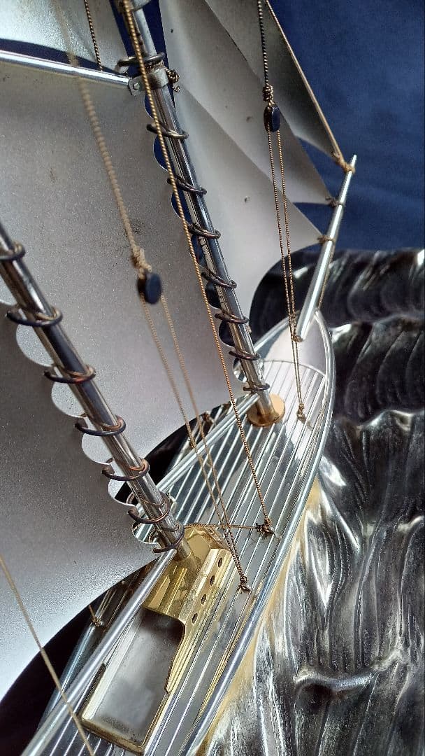 桜　銀製　２本マストヨット　２号 桐箱入り ガラスケース付き