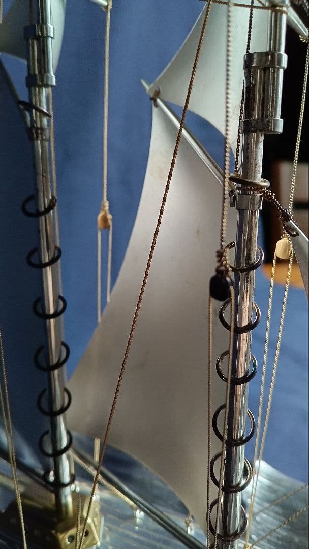 桜　銀製　２本マストヨット　２号 桐箱入り ガラスケース付き