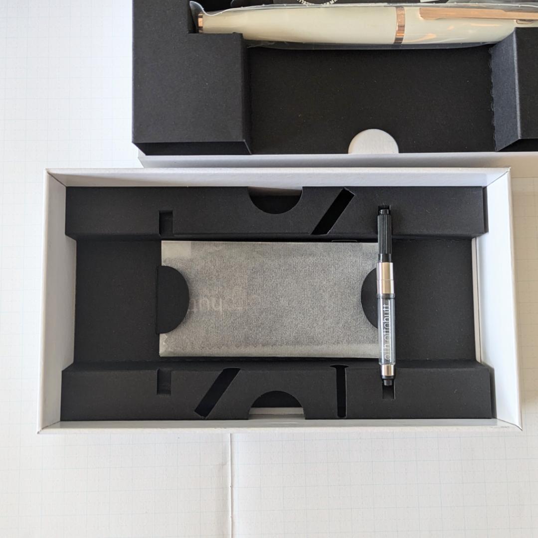 ottohutt D06 カシミヤ EF　万年筆