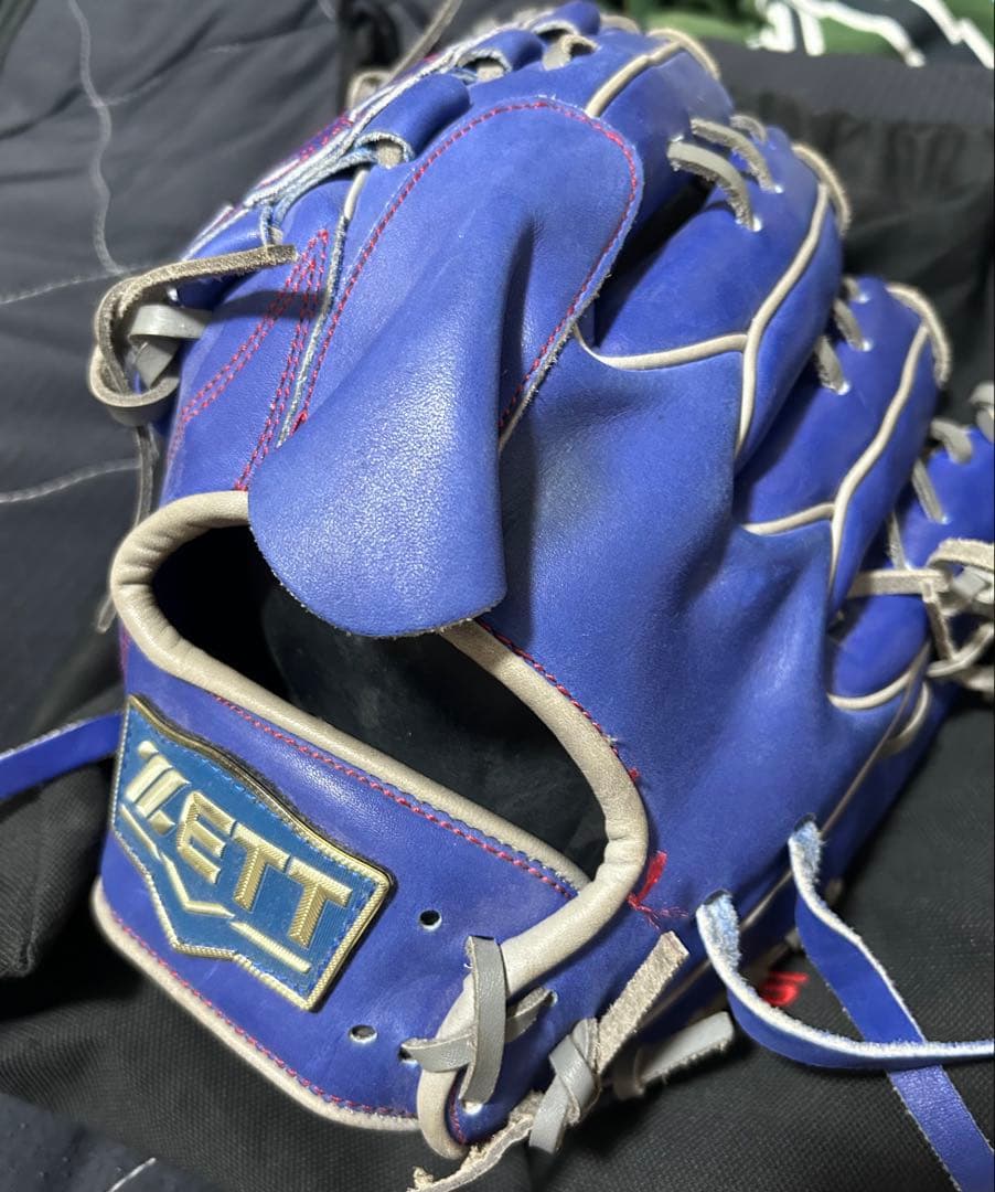 ZETT 投手用左投げグローブ 青