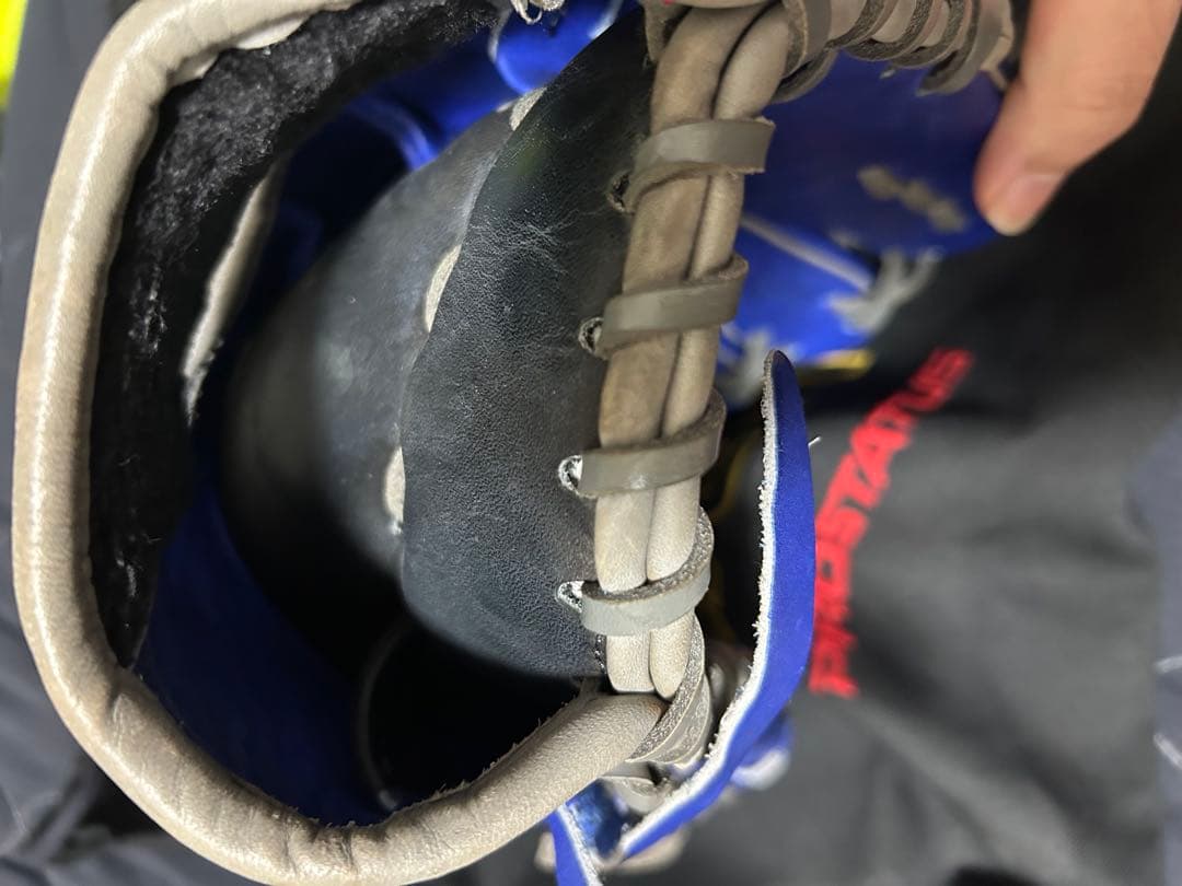 ZETT 投手用左投げグローブ 青