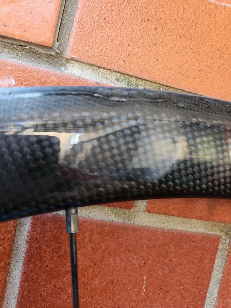 FFWD F4R チューブラー