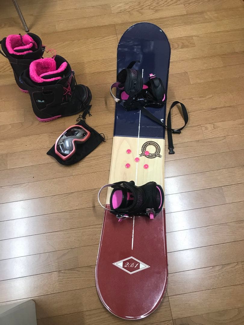 スノボード、ブーツ、ゴーグルセット