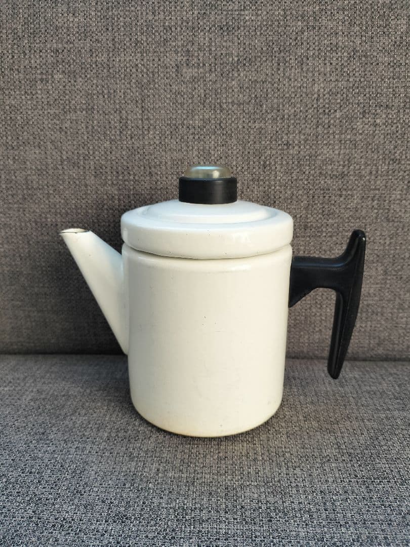 Antti Nurmesniemi　FINEL コーヒーポット ホワイト