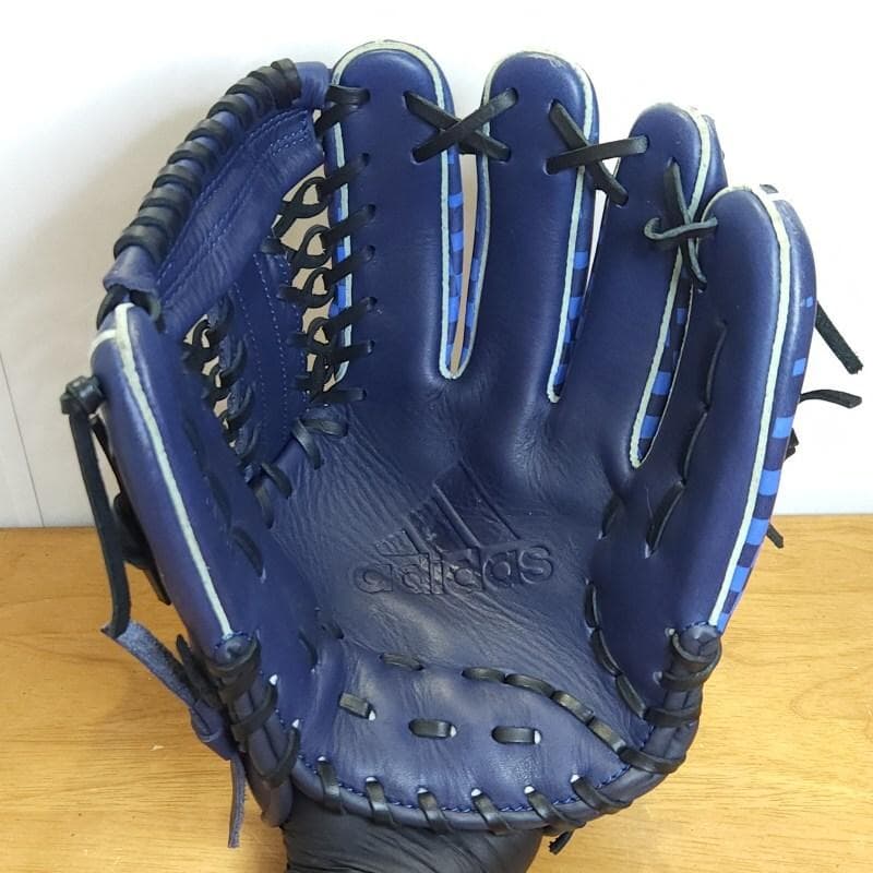 アディダス チェッカーブルー 人気チェッカー柄レザー使用 美品 軟式グローブ