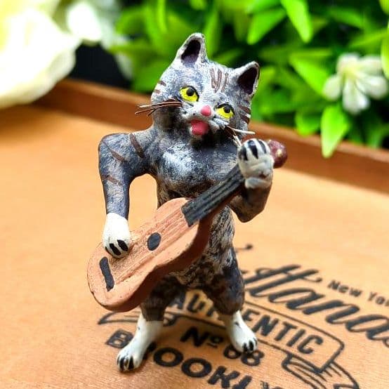 ヴィエナブロンズ コールドペイント 擬人化した猫の音楽隊 バイオリン