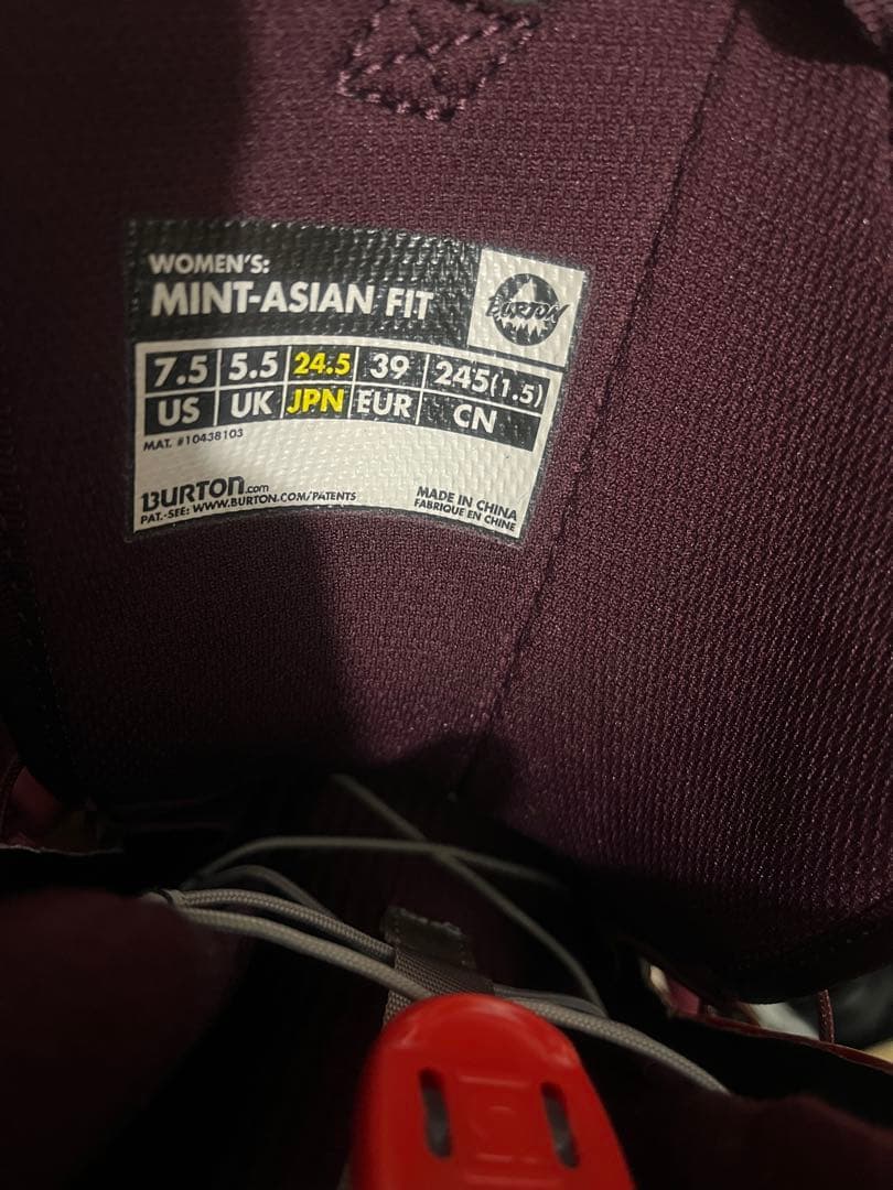 美品！BURTON MINT 日本人向け設計　24.5cm