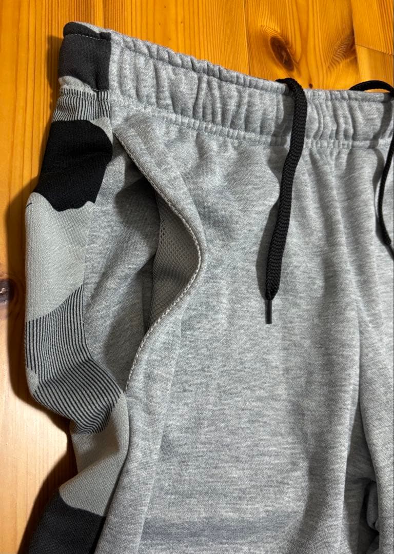 n*R様 【美品】NIKE DRYFit ドライフィット スウェット上下 L