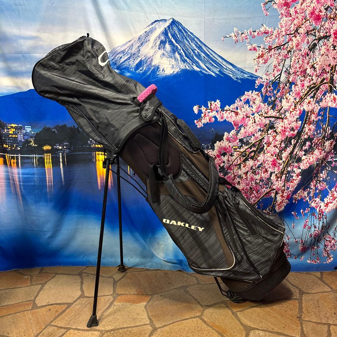 寶BU-1079 OAKLEY キャディバック 内径23㎝ 重量2.6kg