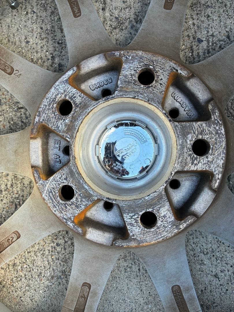 寒波前値下げ【送料込み】セレナ使用 16インチ スタッドレスホイールセット