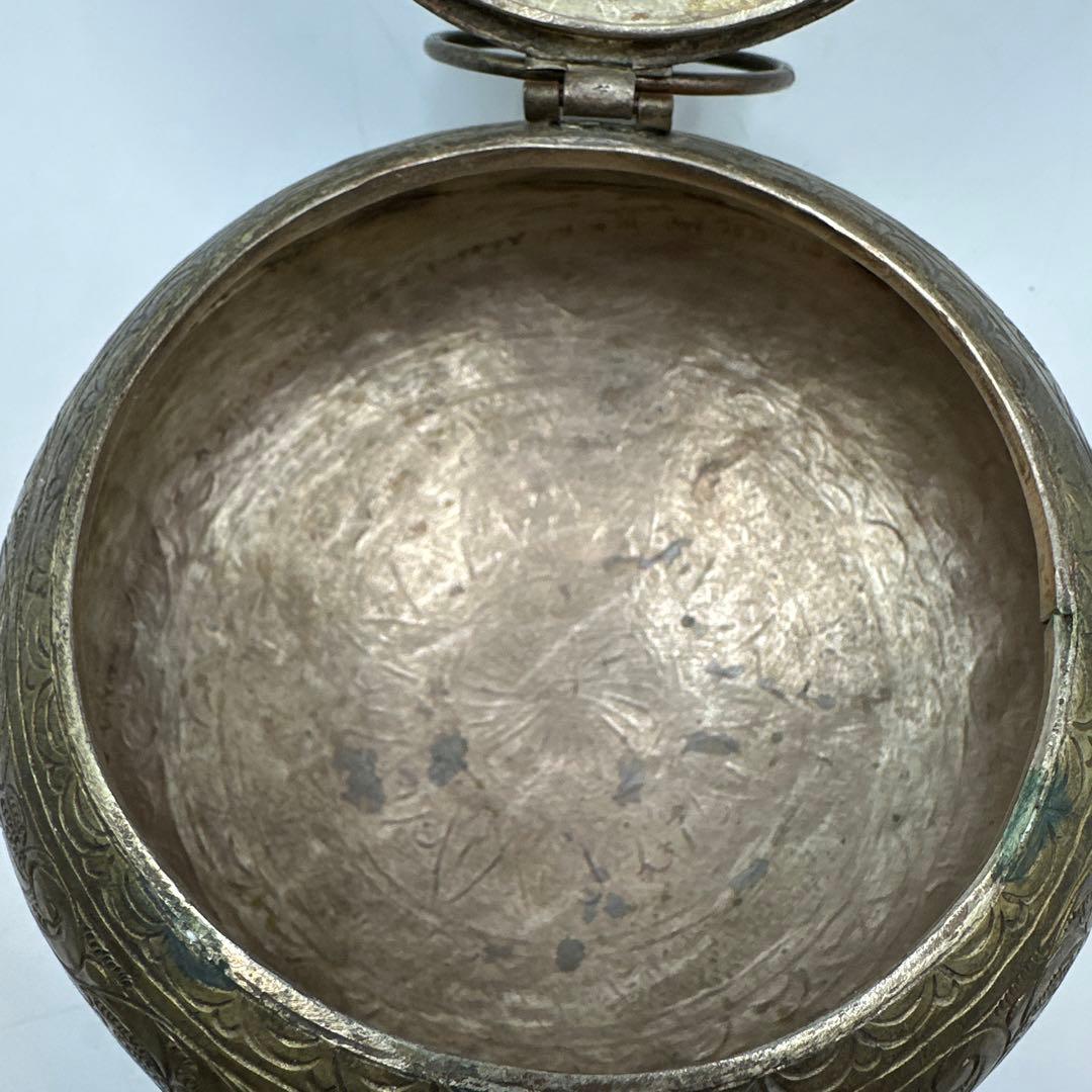 アンティーク装飾的な真鍮製鍋