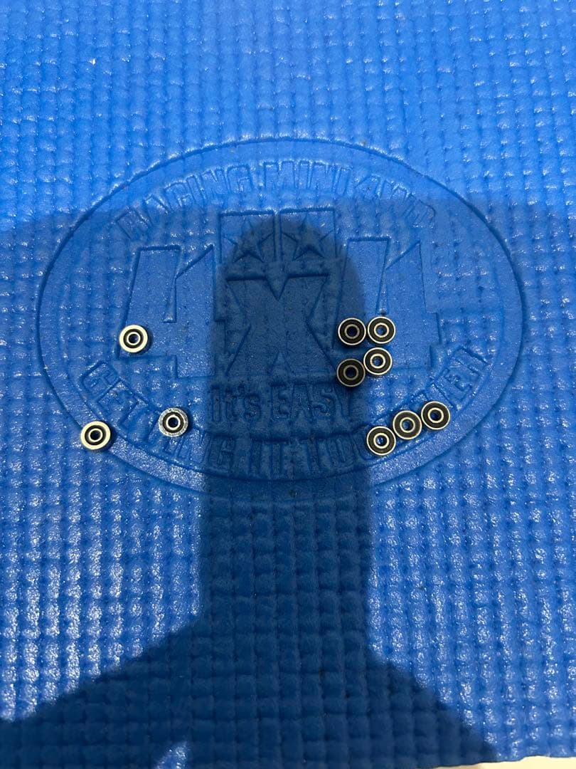 ミニ四駆　620ベアリング　旧３個　新７個　タミヤ製