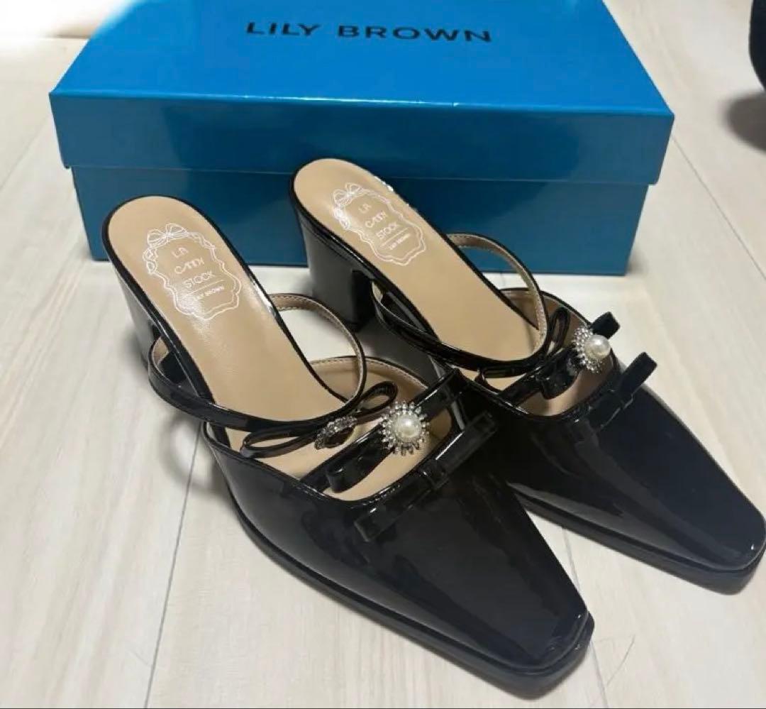 美品✨Lily Brown ビジューリボンストラップミュール