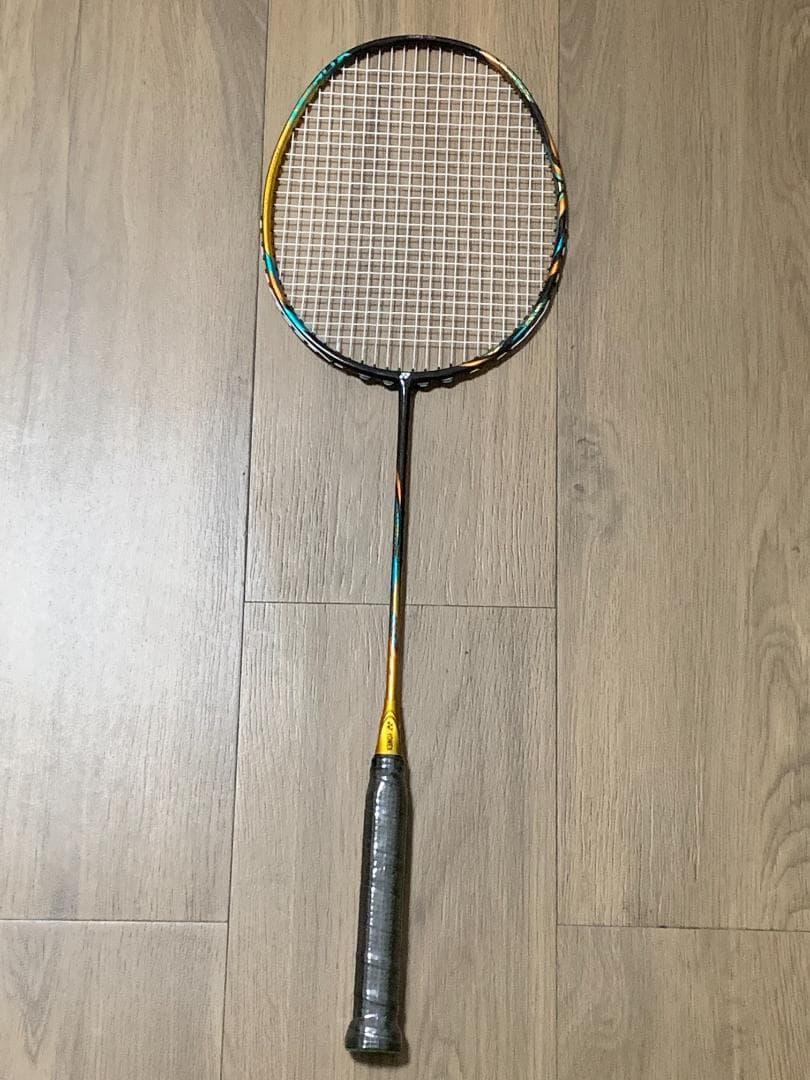 YONEX ヨネックス アストロクス88D PRO 4UG5
