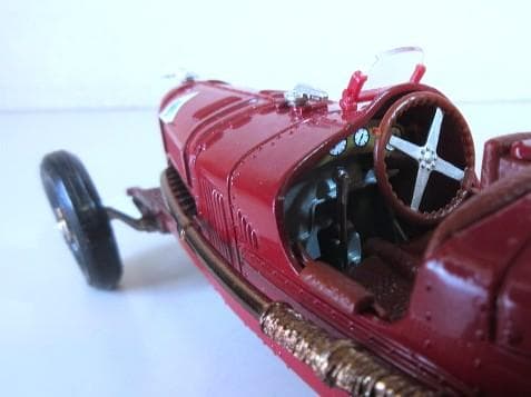 特価 Mebe Toys 1/24 アルファロメオ Grand Prix P2