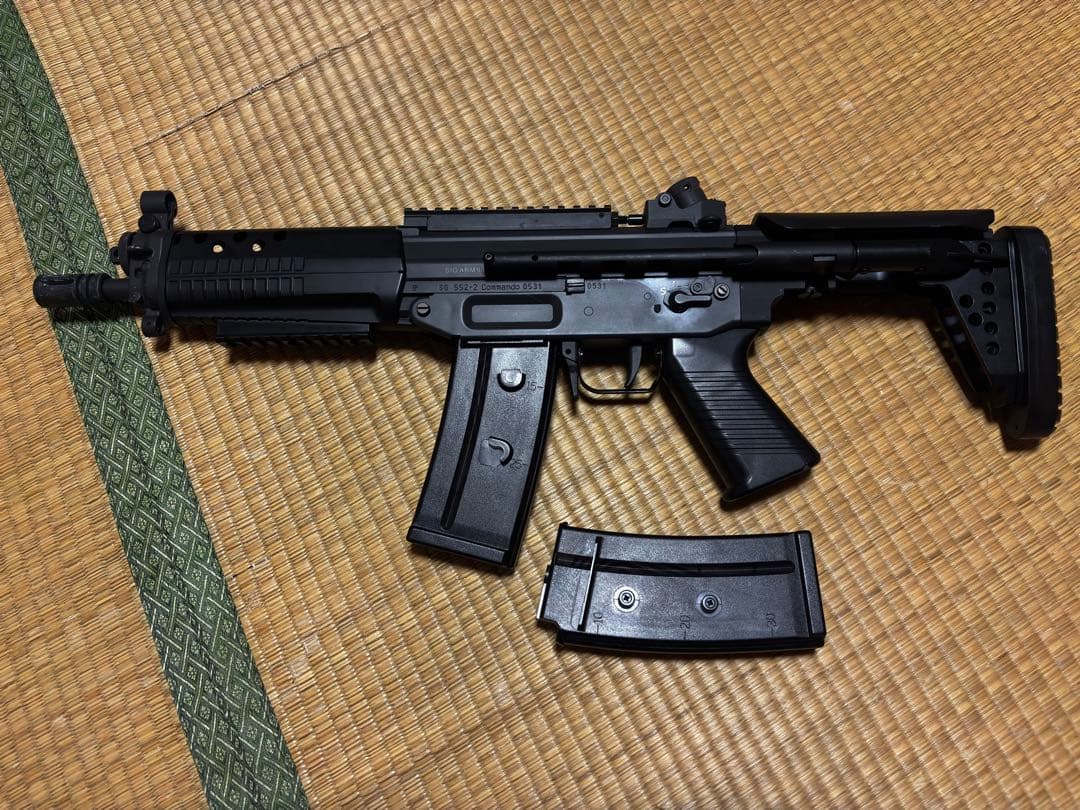 東京マルイ sig 552 電動ガン EBR EBRストック マガジン2個付き