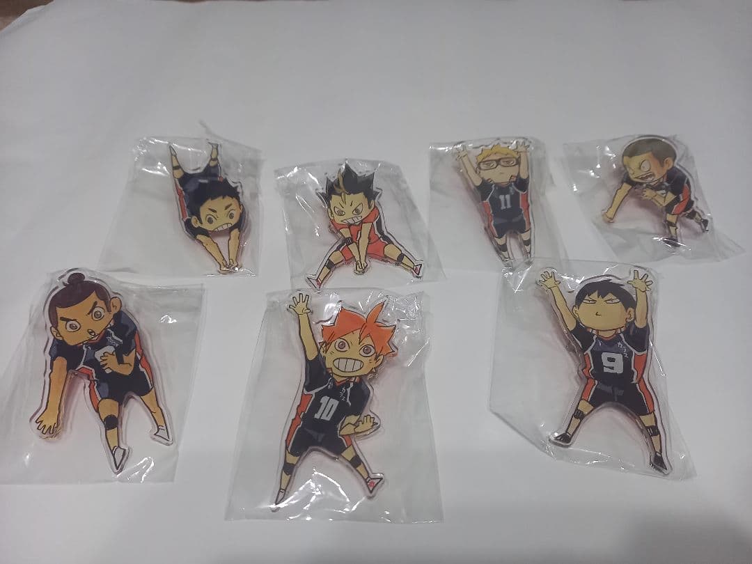 ま*♡様 ハイキュー!! アクリルピンバッジ 19個セット ジャンプ GIGA