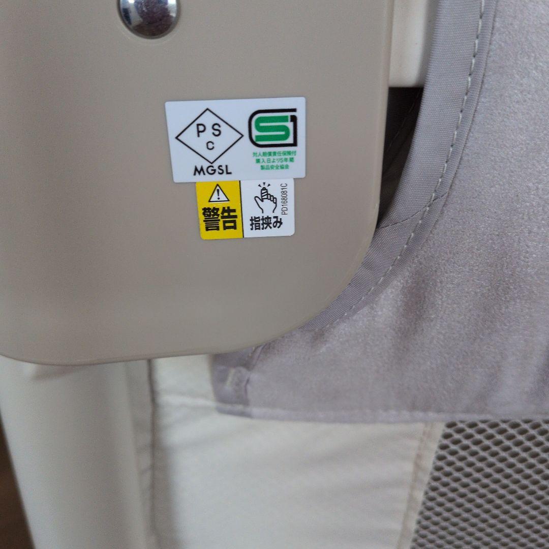 アップリカ　ココネルエアープラス　ベビーベッド　 西川敷き布団とパッドシーツ付き