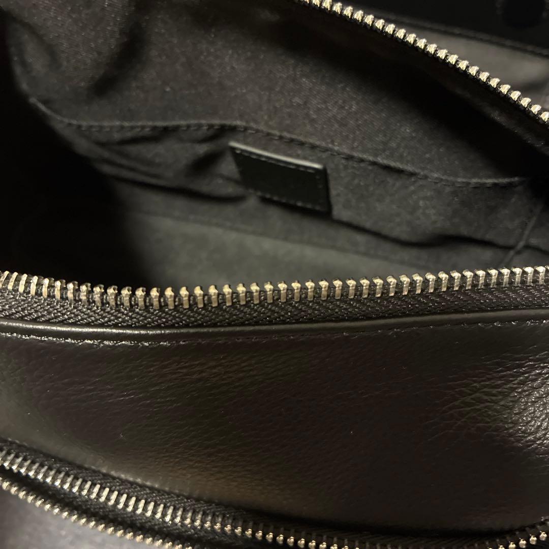 BEARDSLEY ビアズリー　ドットボディバッグ