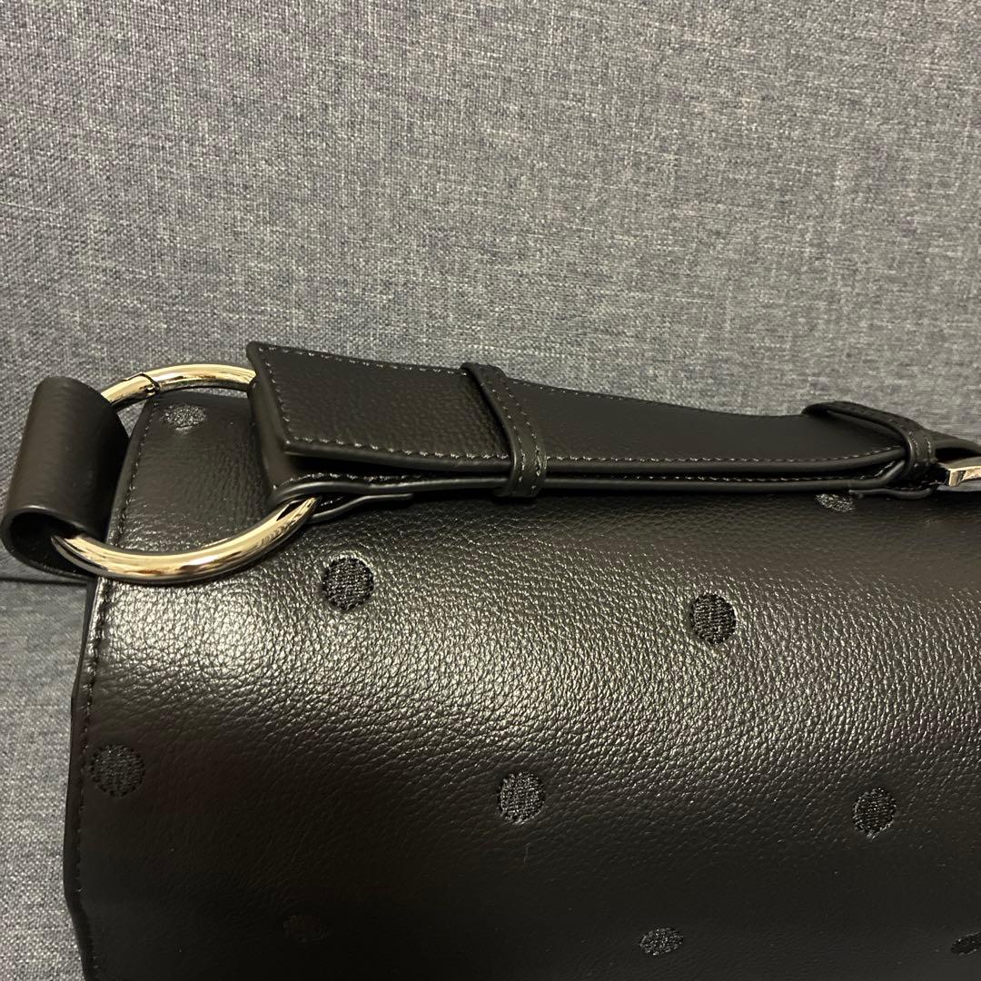 BEARDSLEY ビアズリー　ドットボディバッグ