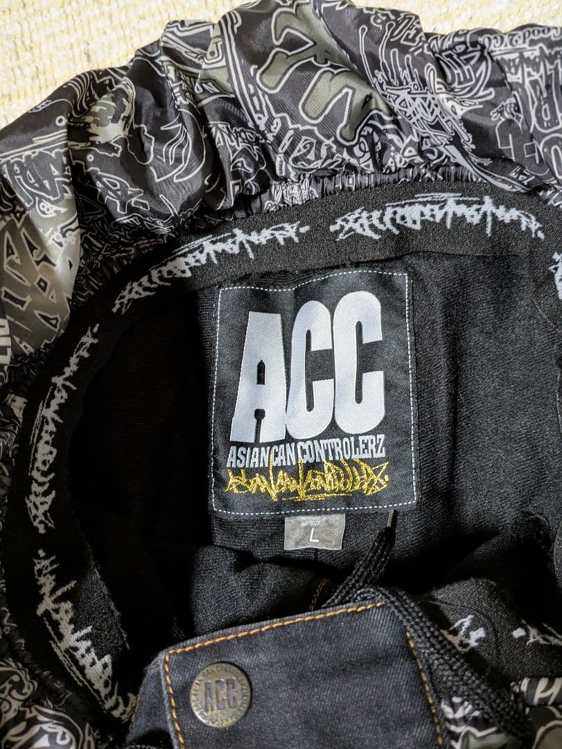 QUIKSILVERメンズスノボードスノボースキーウェア　サイズL