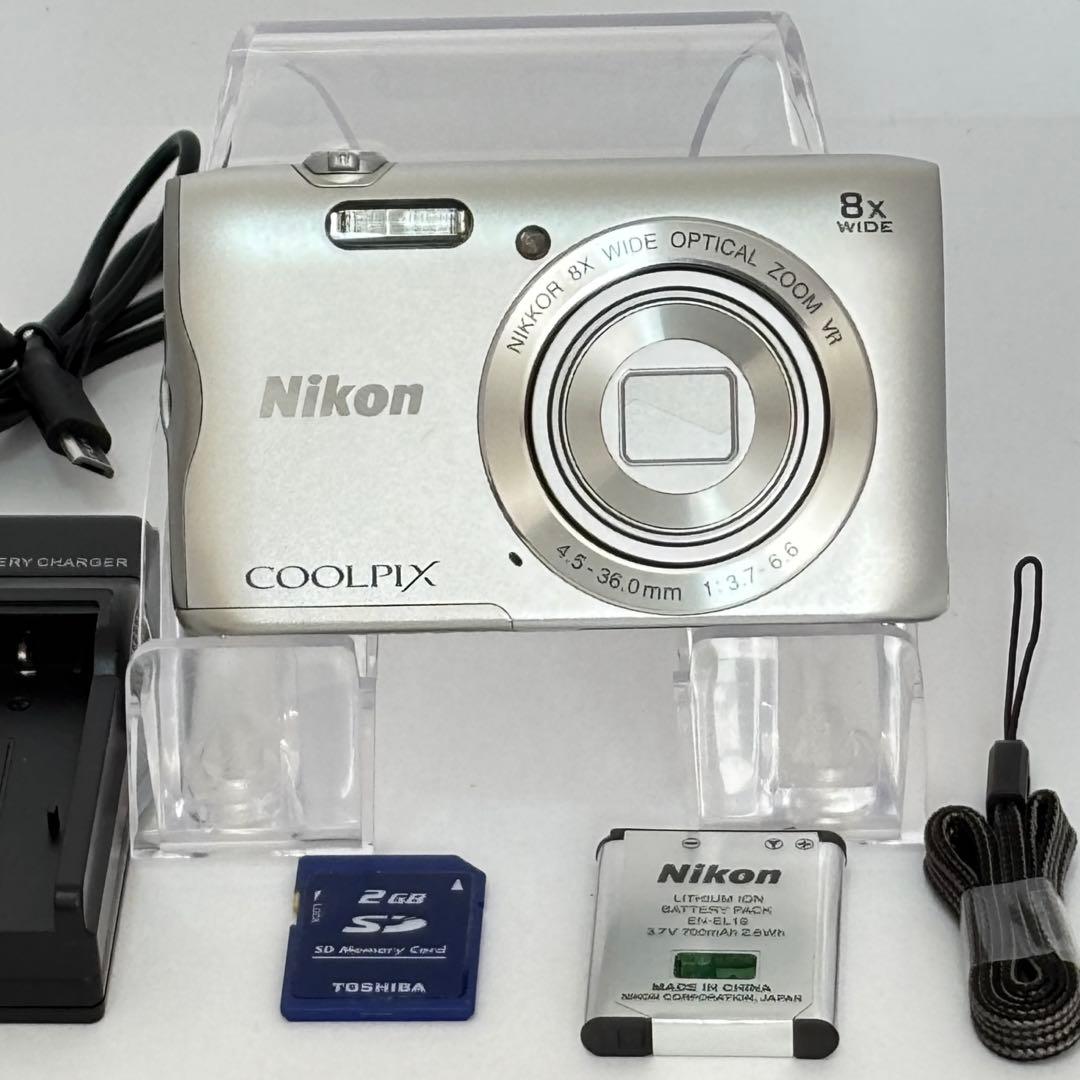 【美品】Nikon coolpix A300 ニコン　コンデジ　SDカード付