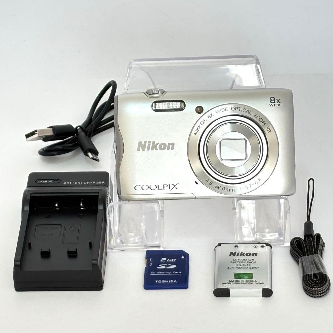 【美品】Nikon coolpix A300 ニコン　コンデジ　SDカード付
