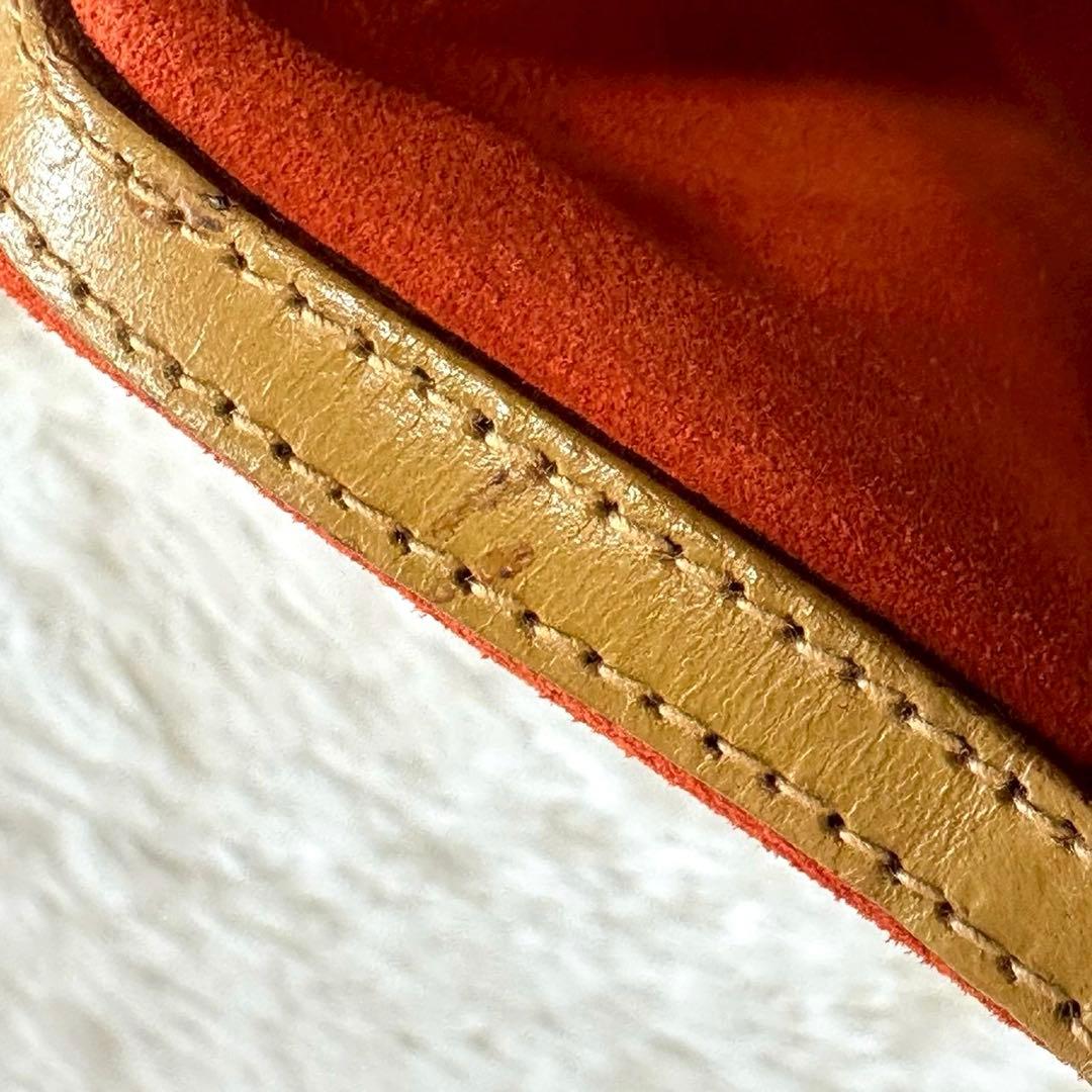 グッチ GGキャンバス アクセサリーポーチ ハンドバッグ ポーチ オレンジ