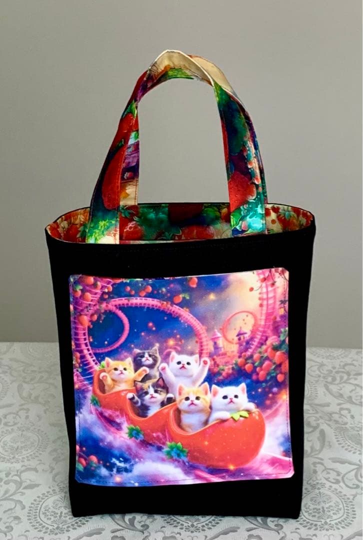 チロスケ　猫ちゃん　(両面パネル)トートバッグ