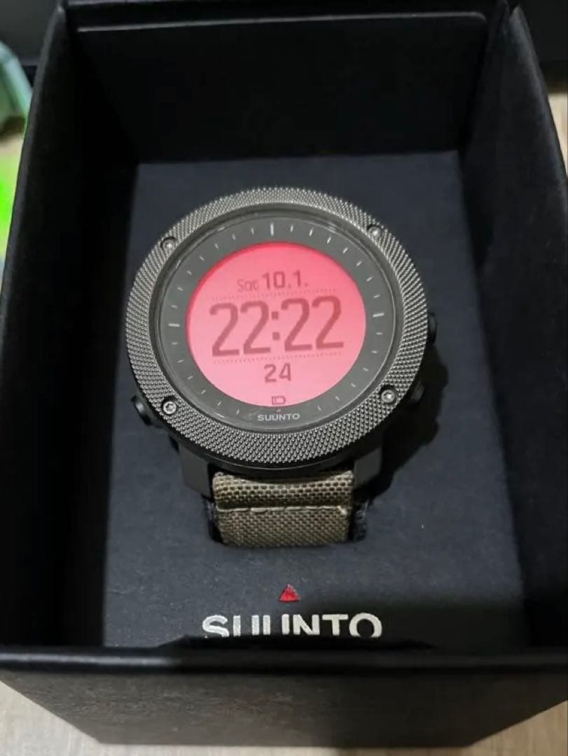 【ライム】SUUNTO TRAVERSE ALPHA FOLIAGE